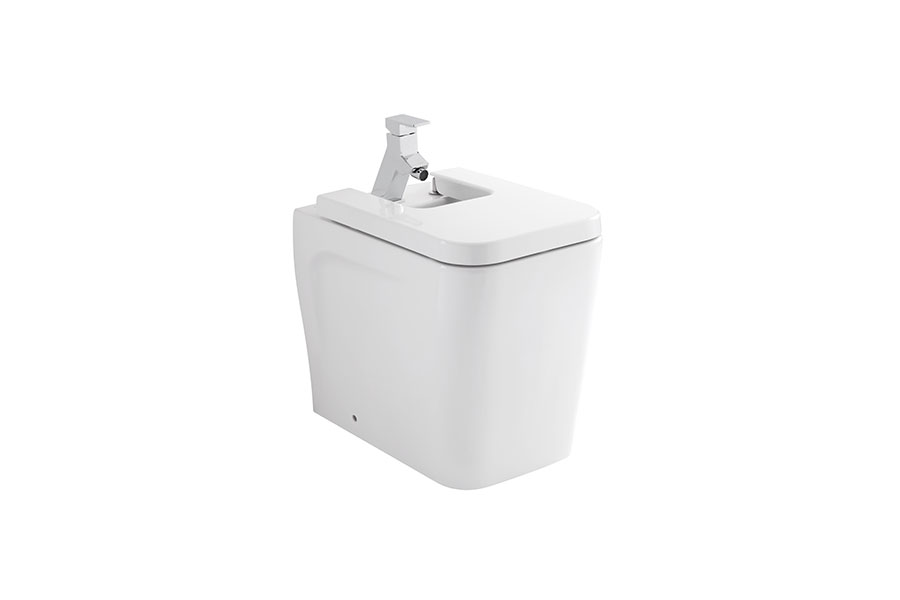 Bidet Advance con fori per coperchio